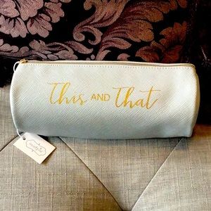 🌸 Mud Pie brush bag 💄 makeup pouch